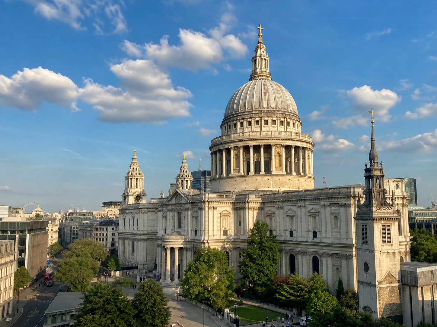 St. Paul's Cathedral reported view, photo 1 of 1